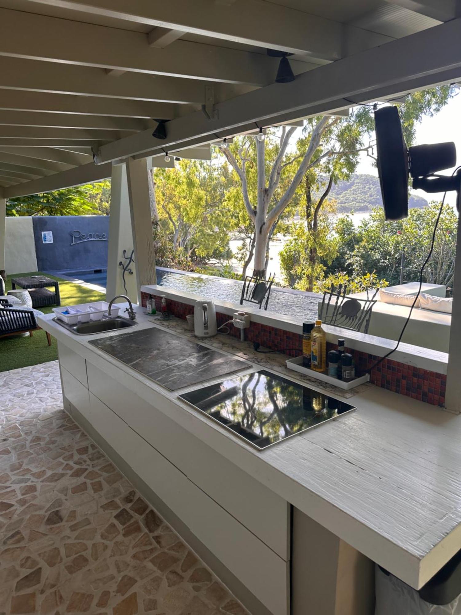 Beachfront Peace Cabin Oak Beach Екстер'єр фото